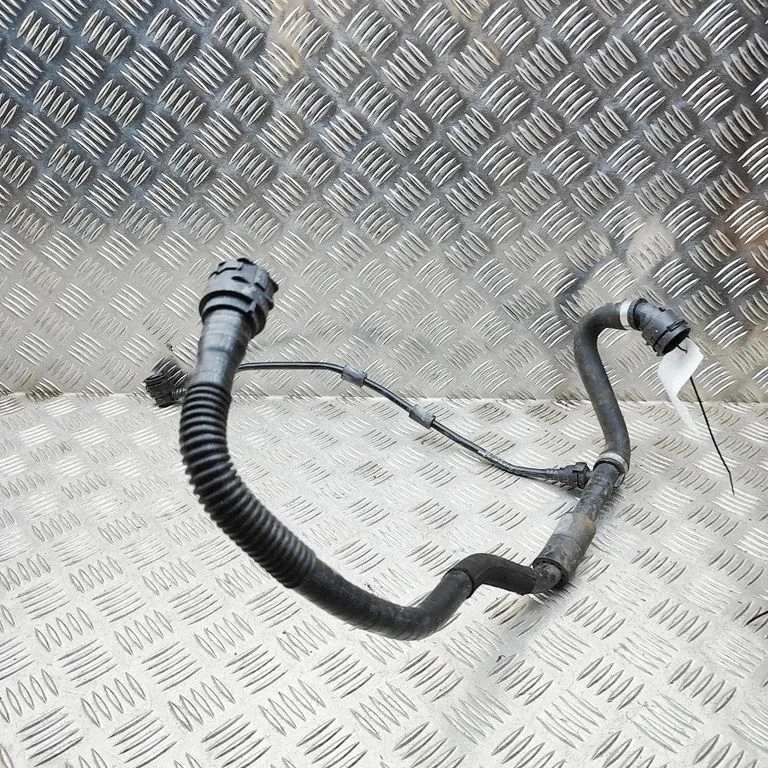 Engine coolant pipe/hose A9075011000