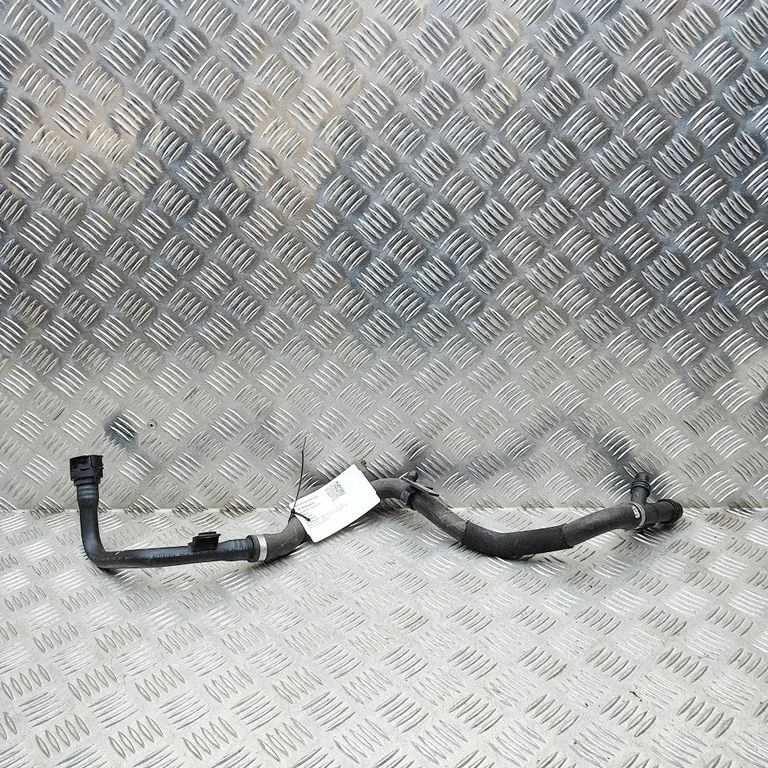 Mootori jahutusvedeliku toru / voolik – Mercedes-Benz EQS V297 (2021-)
