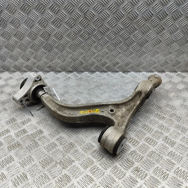 Front lower control arm/wishbone – Porsche Taycan 9J1 (2019-)