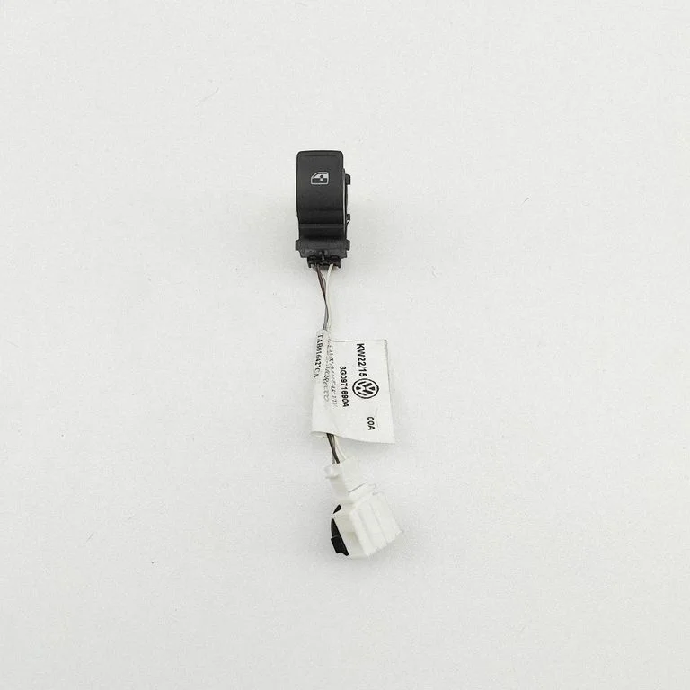 Electric window control switch – Volkswagen Passat B8 (2015-2023)