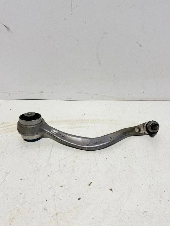 Front control arm 6893549
