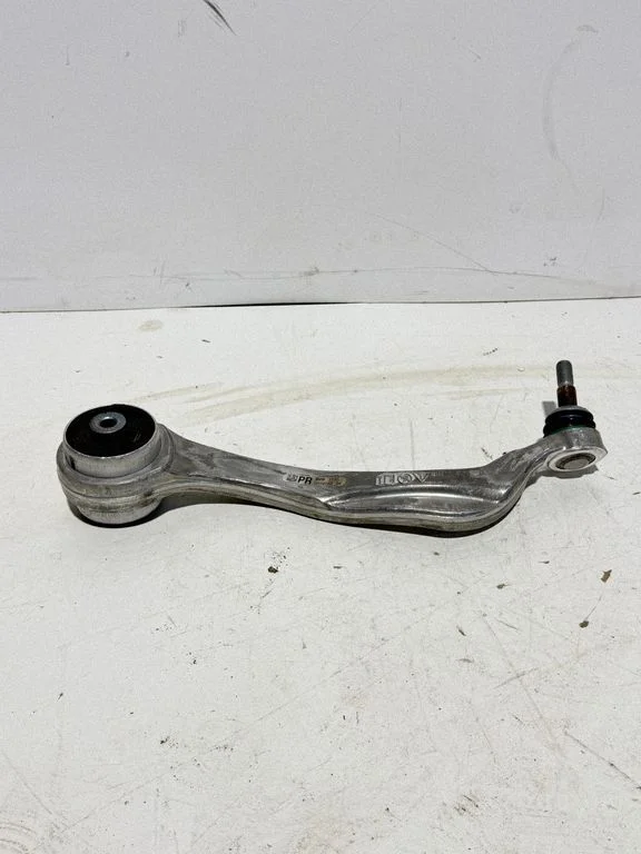 Front control arm – BMW 3 Series G20 G21 (2019-)