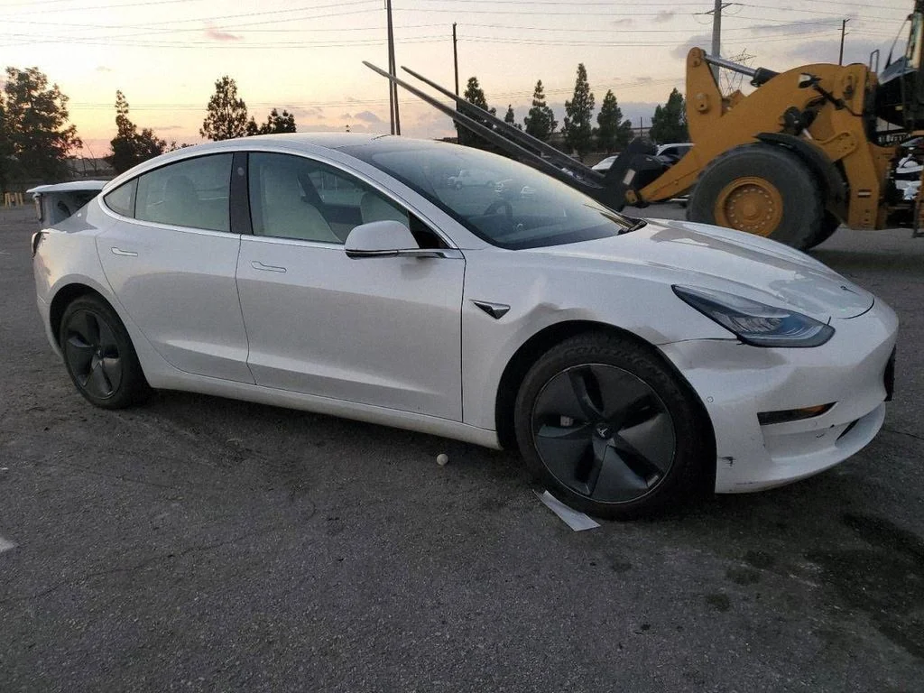 Tesla Tesla Model Y