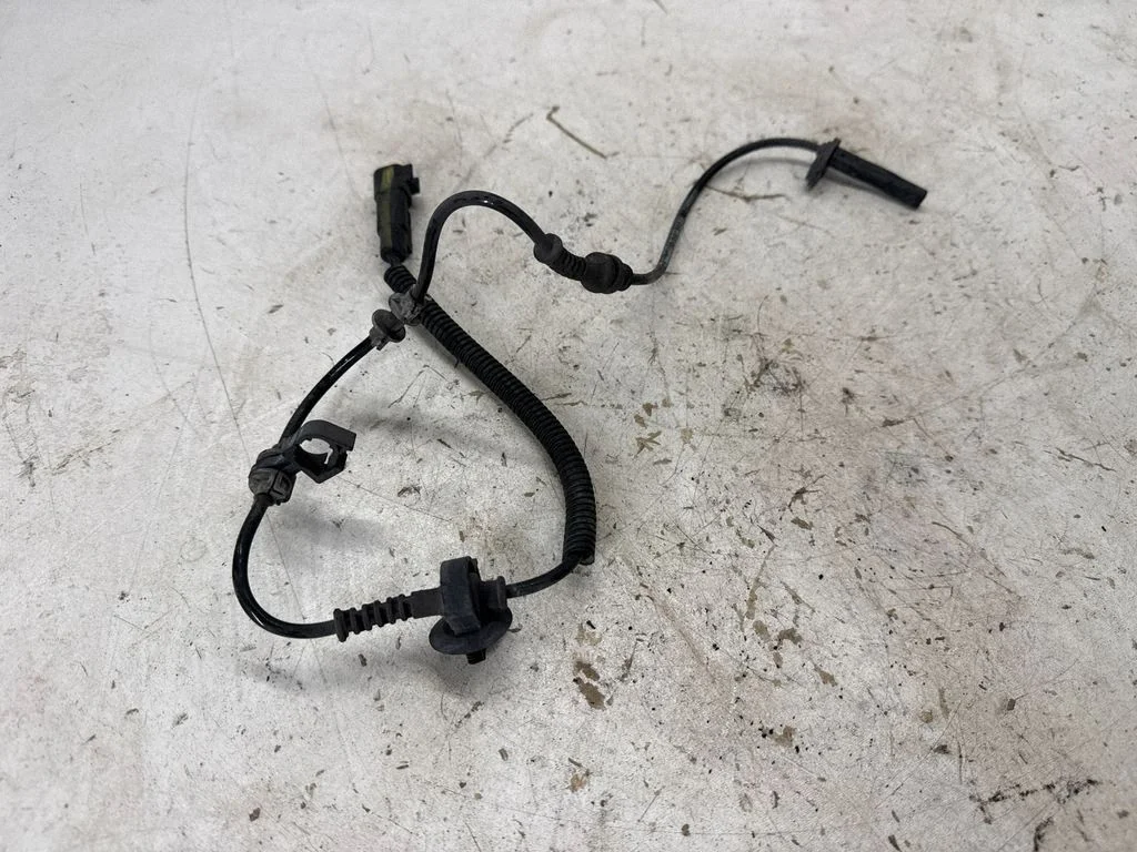 ABS brake wheel speed sensor 23408832