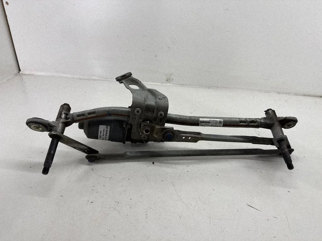 Front wiper linkage and motor – BMW X1 F48 F49 (2015-2022)