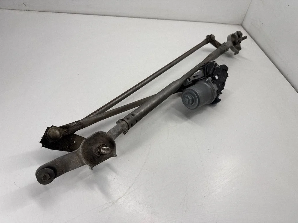 Front wiper linkage and motor 84498919