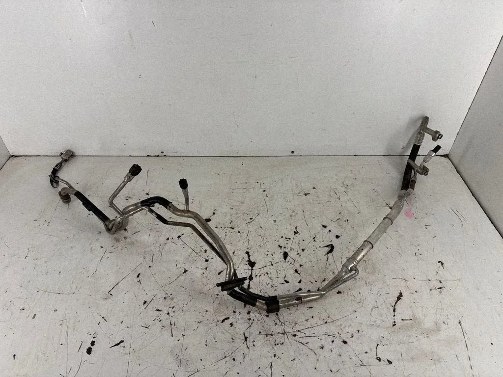 Air conditioning (A/C) pipe/hose 7P5820741AP