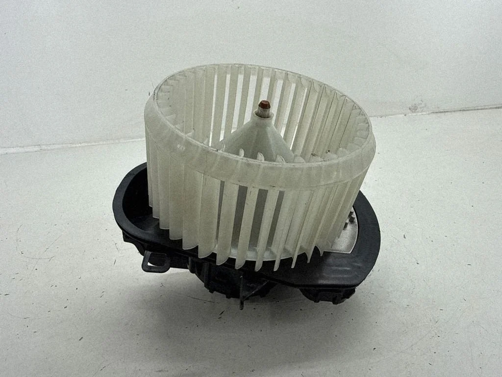 Heater fan/blower – Porsche Cayenne (92A) (2010-2017)