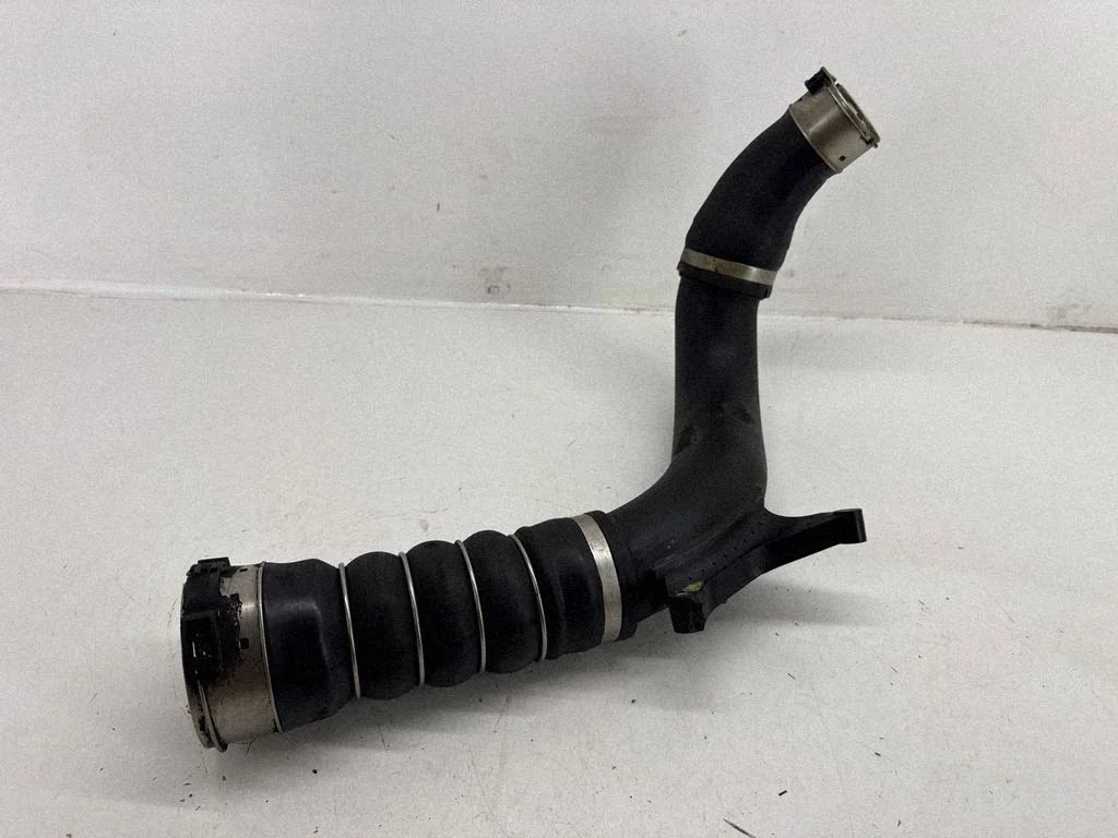 Intercooler hose/pipe 8585294