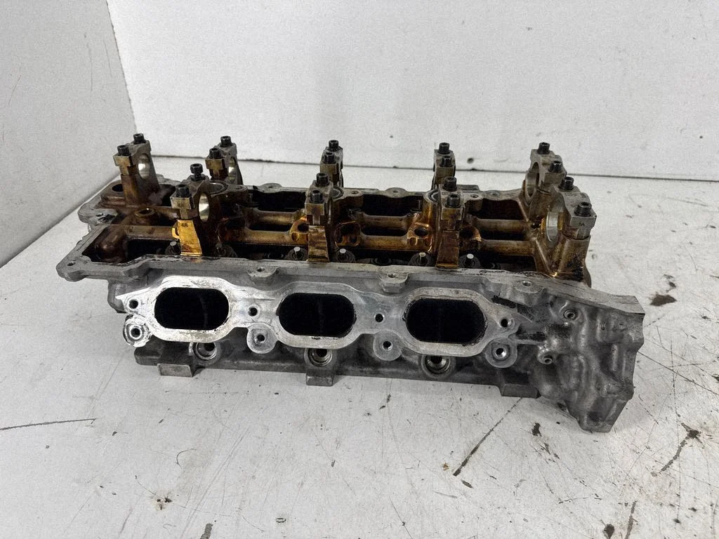 Engine head 2283306