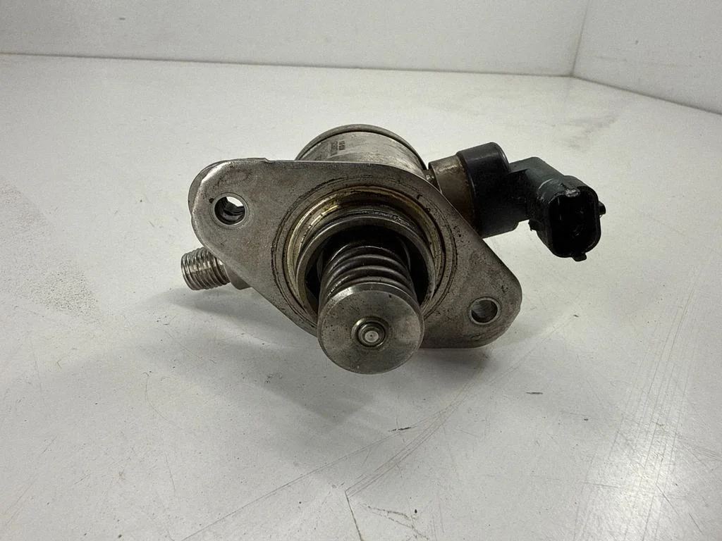 Fuel injection high pressure pump 12641740