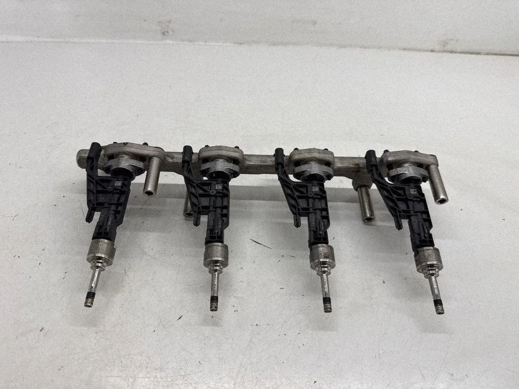 Fuel injector 8656548