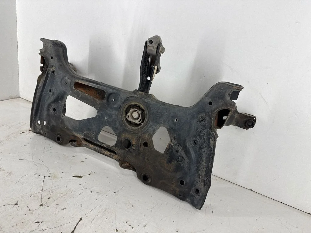 Front subframe – Volkswagen Tiguan Allspace (2017-)