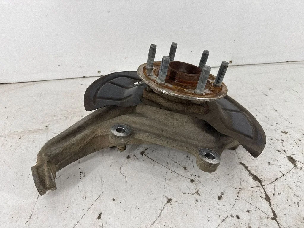 Front wheel hub spindle knuckle 68265010AA