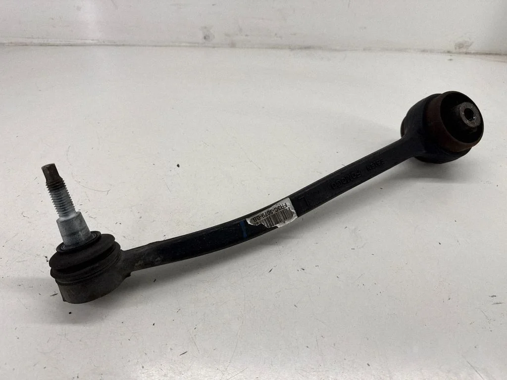 Front control arm FR3C3079BB