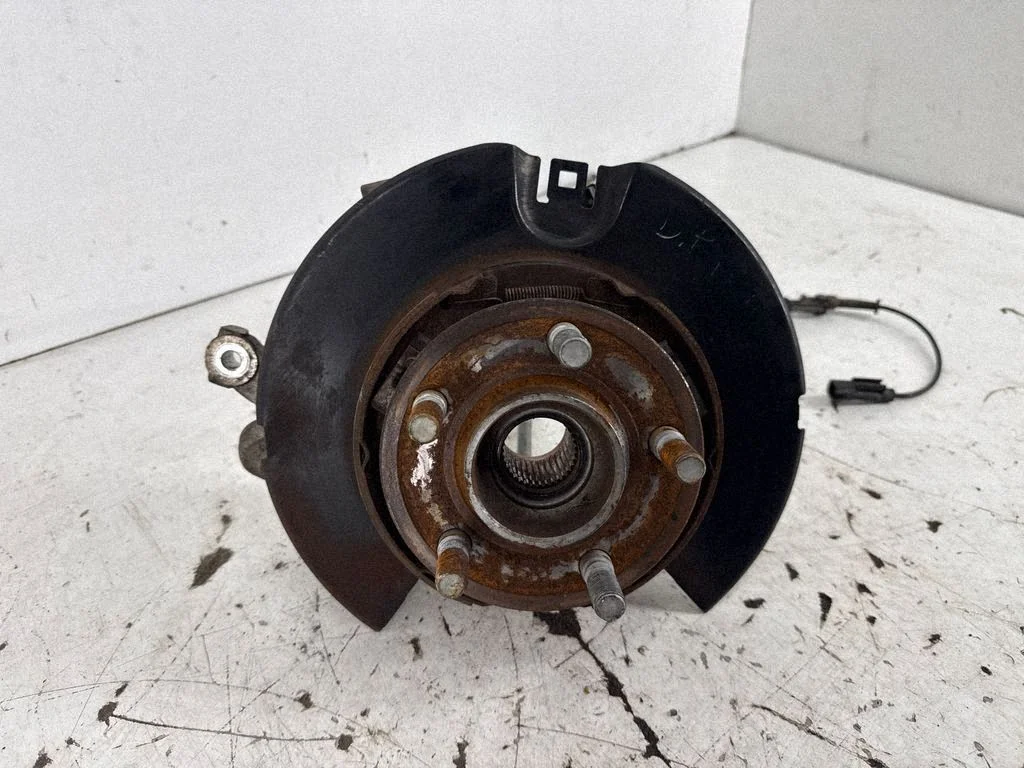 Rear wheel hub 68159596AC