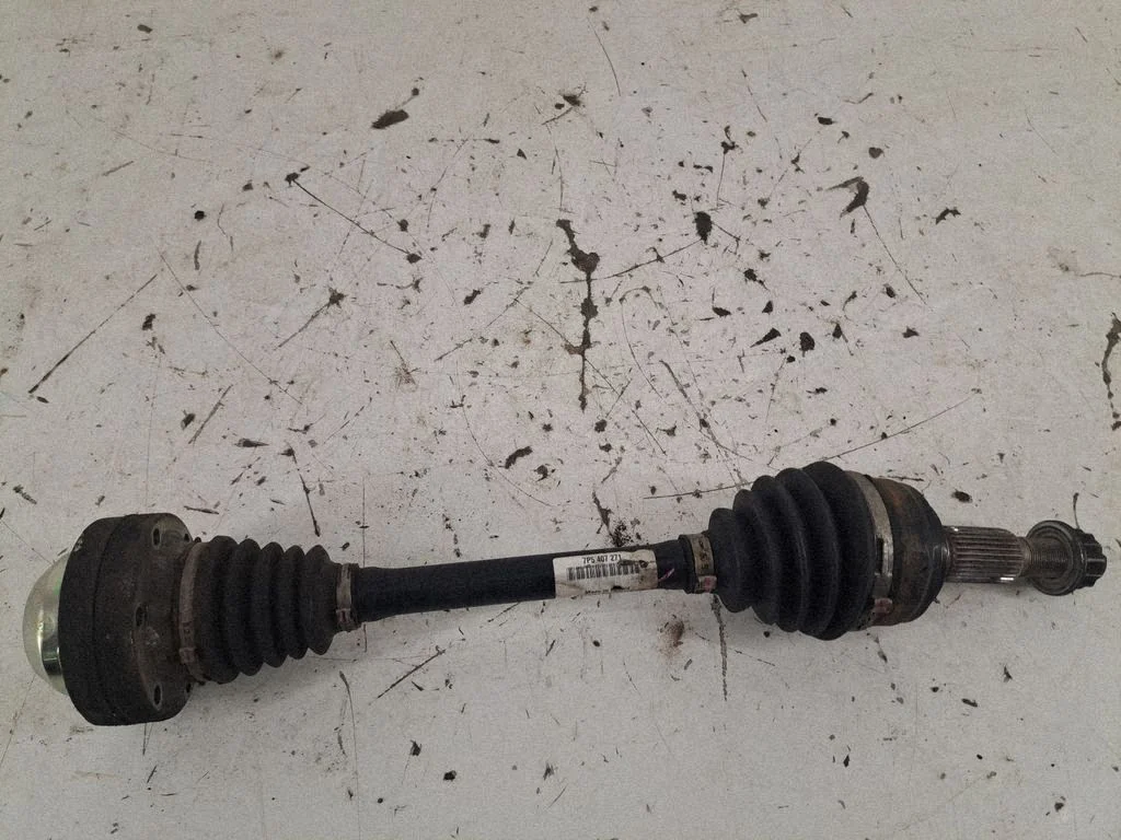 Front driveshaft 7P5407271
