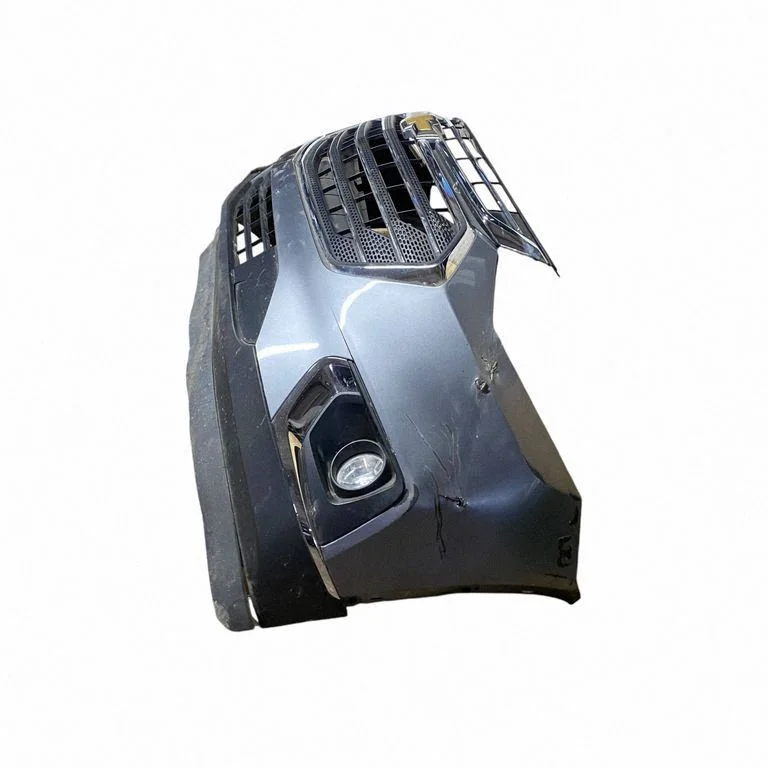 Front bumper 84294636
