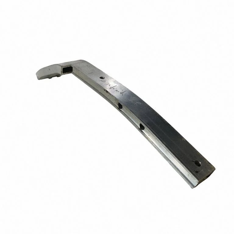 Front bumper cross member 620675DA0A