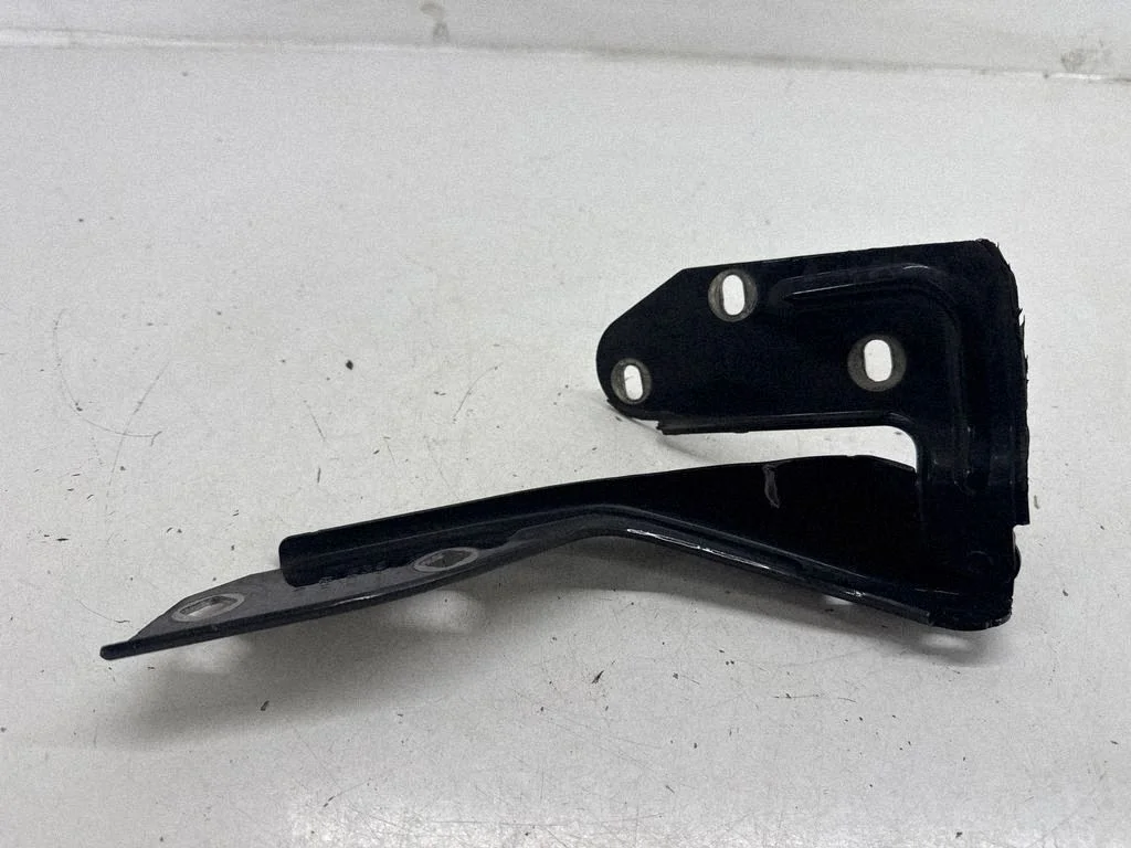 Engine bonnet/hood hinges – Porsche Cayenne (92A) (2010-2017)
