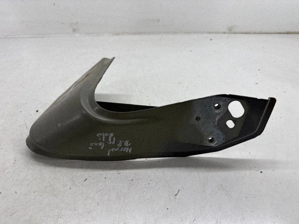 Poritiiva kinnitusklamber 68609984AA
