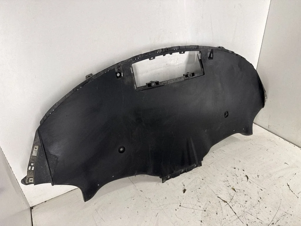 Keskmine põhjakaitse – Tesla Model Y (2020-)