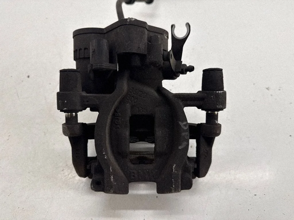 Rear brake caliper 6885538