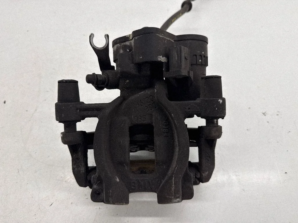 Rear brake caliper 6885537