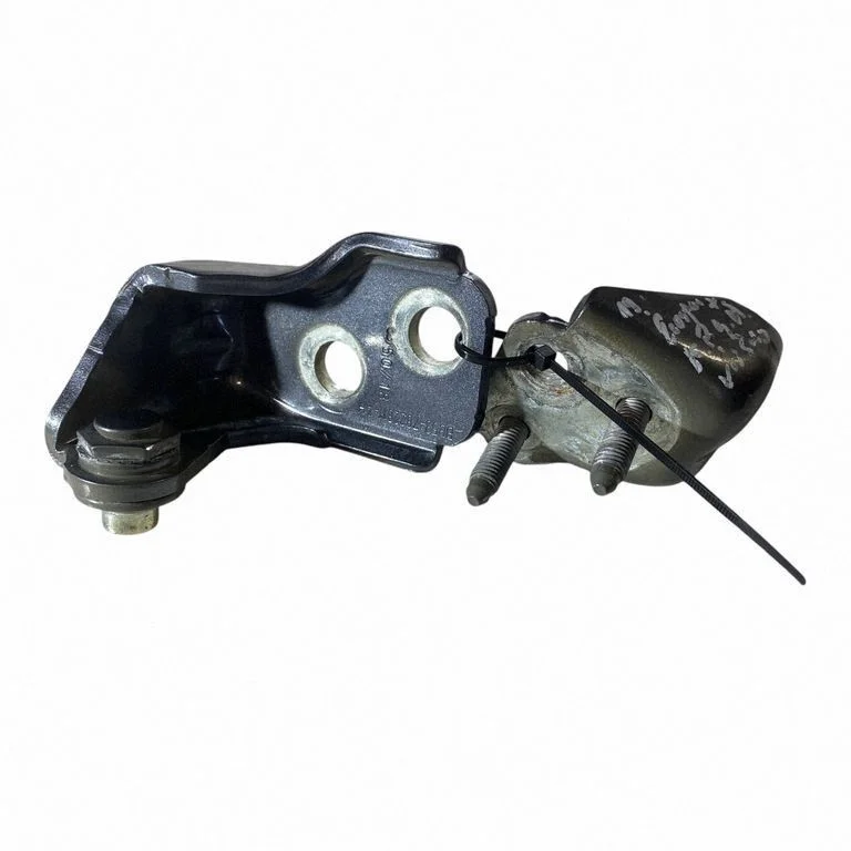 Front door lower hinge BB537825801AM