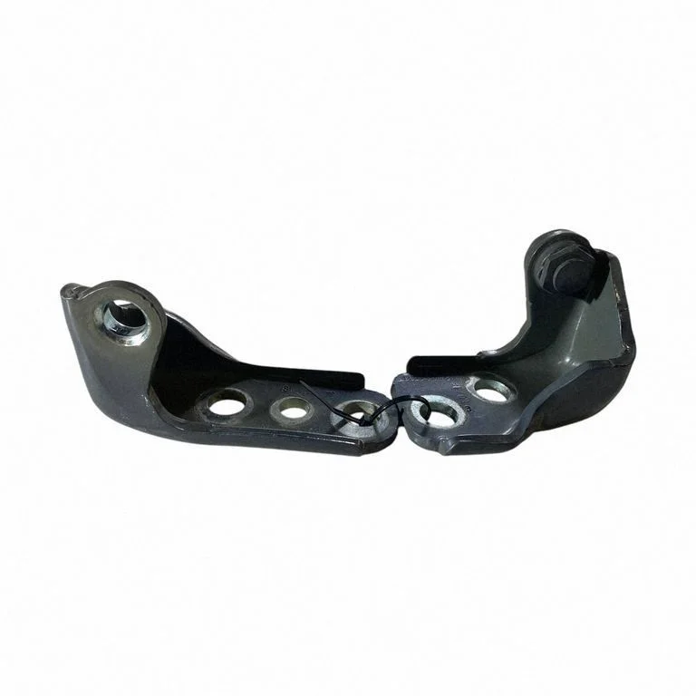Front door upper hinge BB537822811