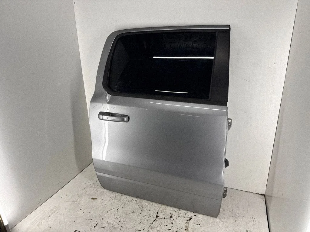 Rear door 68292596AD