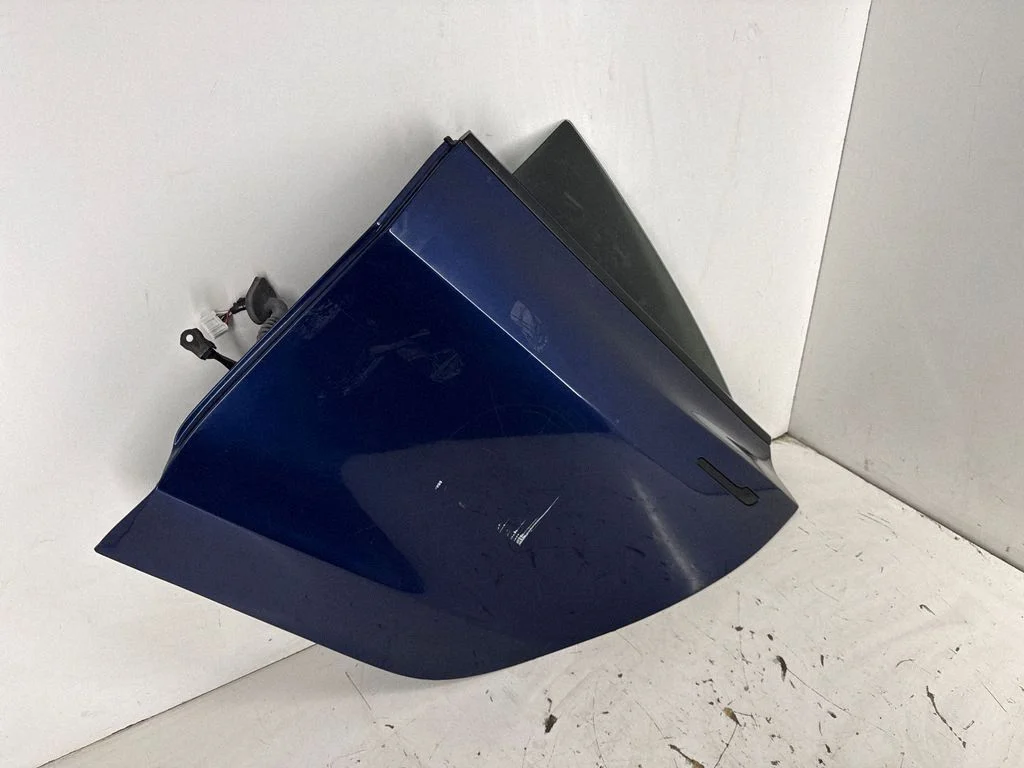 Rear door 1081441E0C