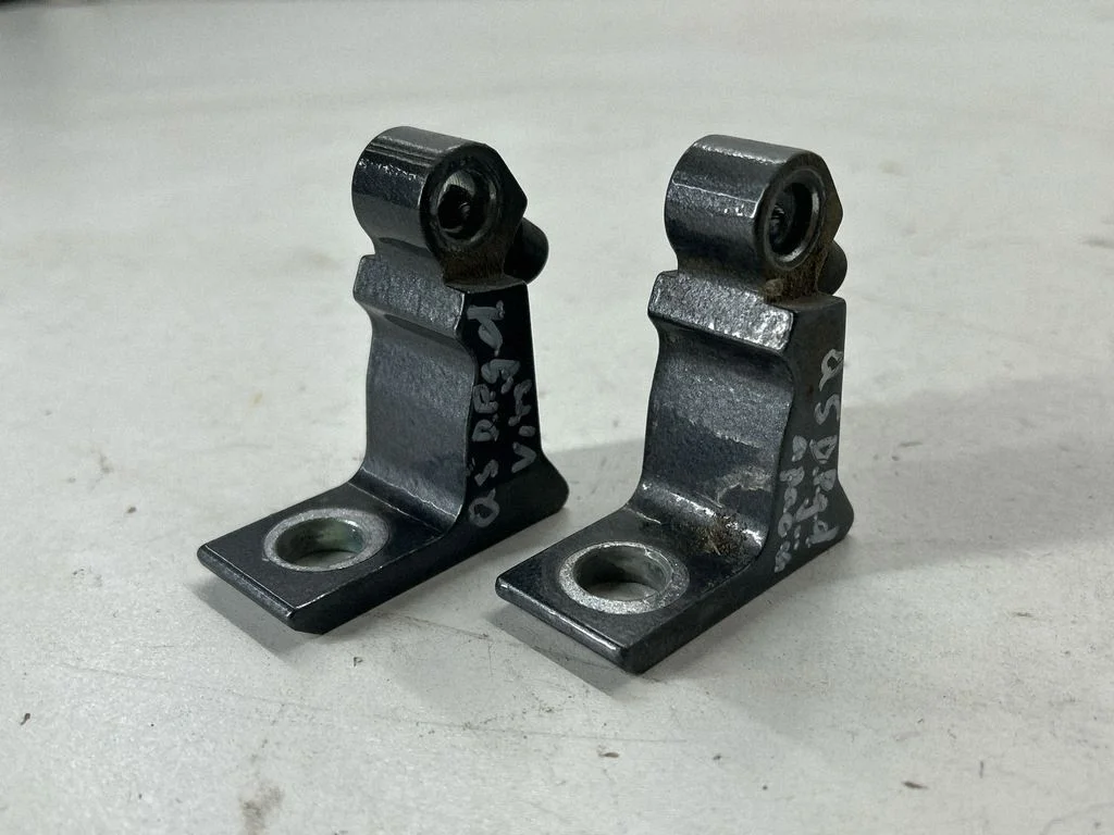 Rear door hinge set 8K0831402E