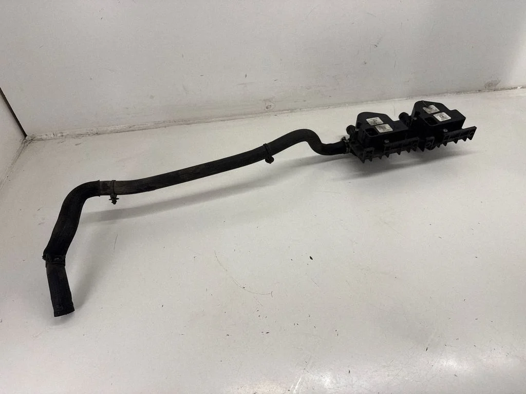 Electric auxiliary coolant/water pump 106422500F