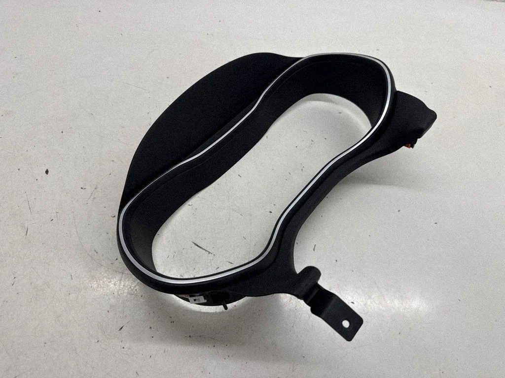 Dashboard trim 6BT76TRMAA