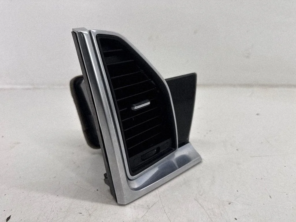 Dashboard side air vent grill/cover trim – Porsche Macan (95B) (2014-2018)