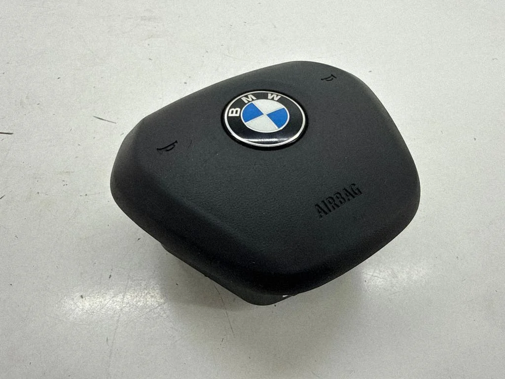 Steering wheel airbag 5A24B02