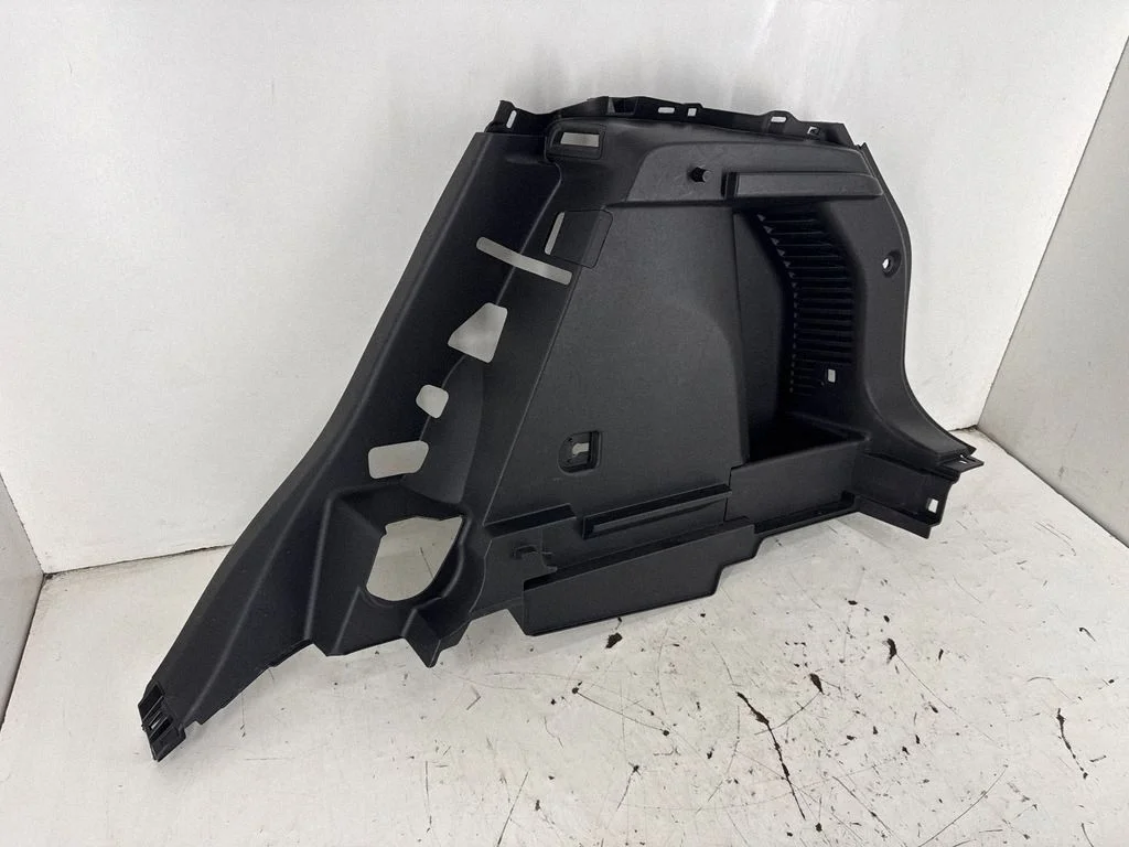 Pagasiruumi külje viimistluspaneel 42763423 – Buick Encore GX I (2019-)