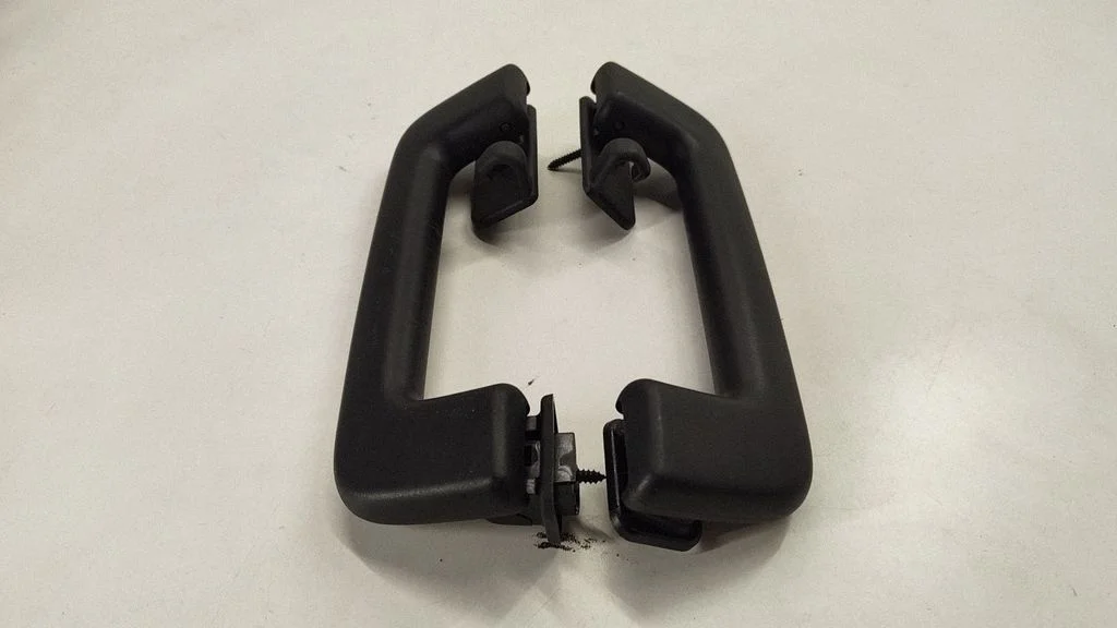 Rear interior roof grab handle HS73A045B14B