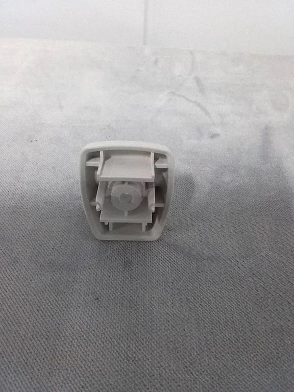 Tagumine lae käepide M1PZ7804132AA
