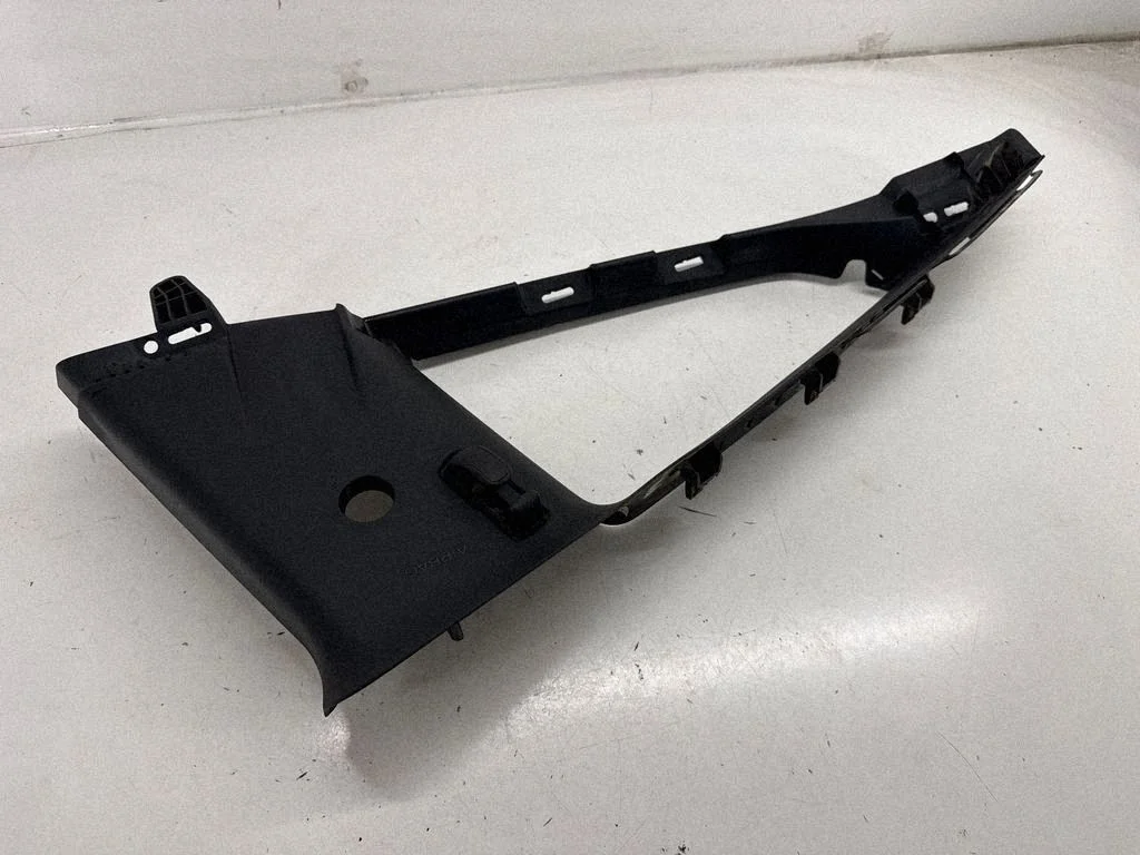 (B) pillar trim (top) FR3B6351987AGW