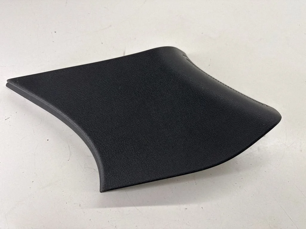 (D)pillar trim (top) 7P5867246