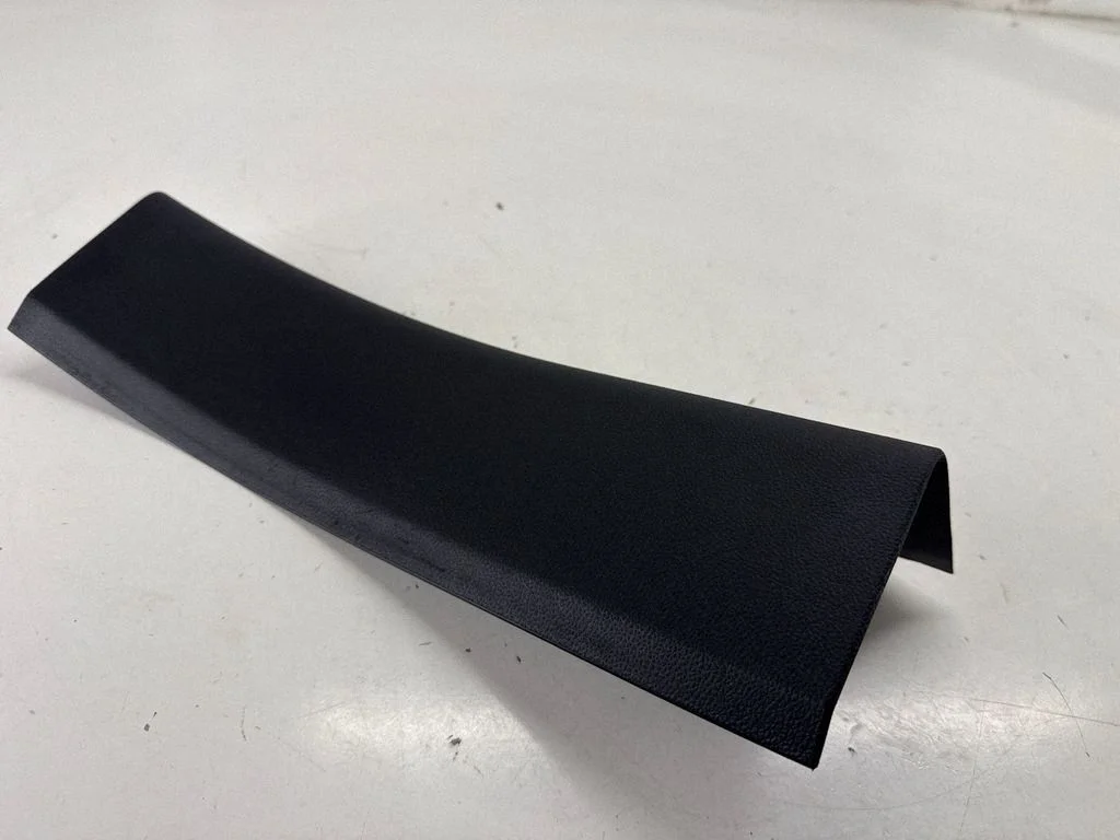 Rear sill trim cover M1PBS13228AB