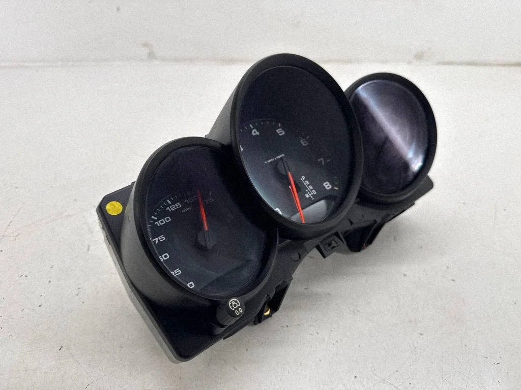 Speedometer (instrument cluster) 95B920900