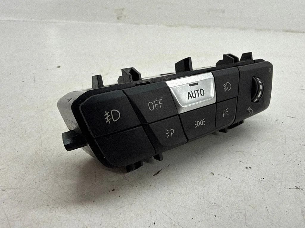 Light switch 5A16AB3