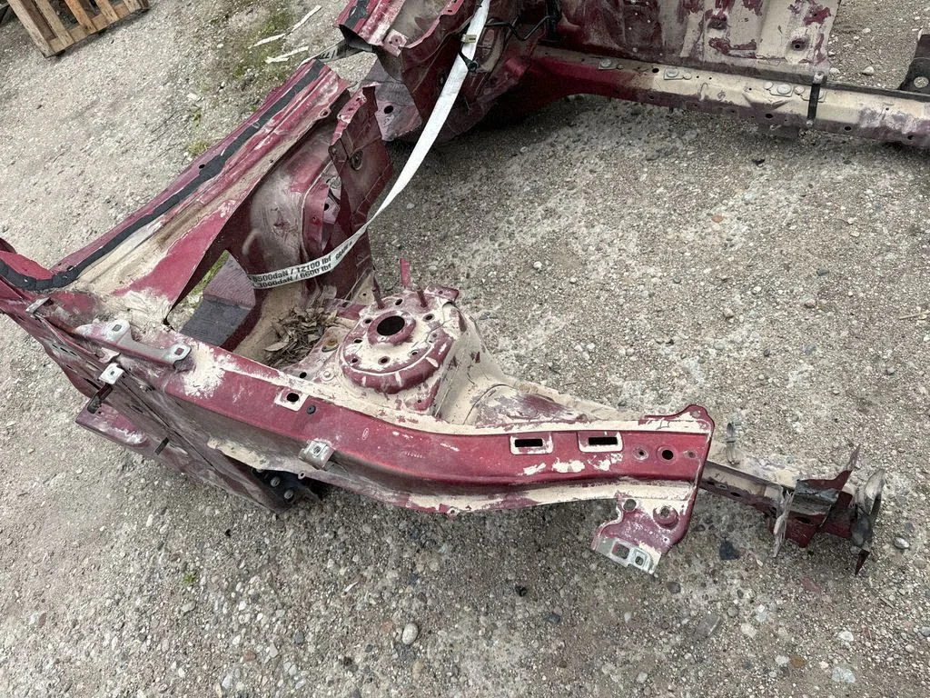 Front quarter panel PR3Z6310462A