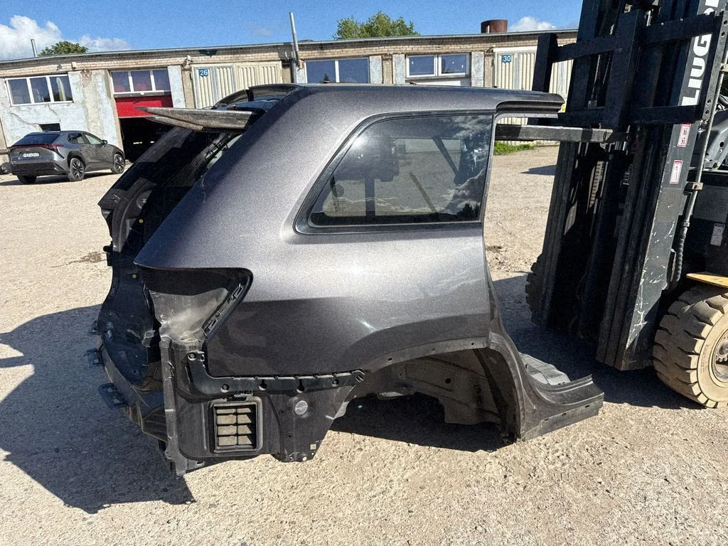 Rear quarter panel 68214166AD
