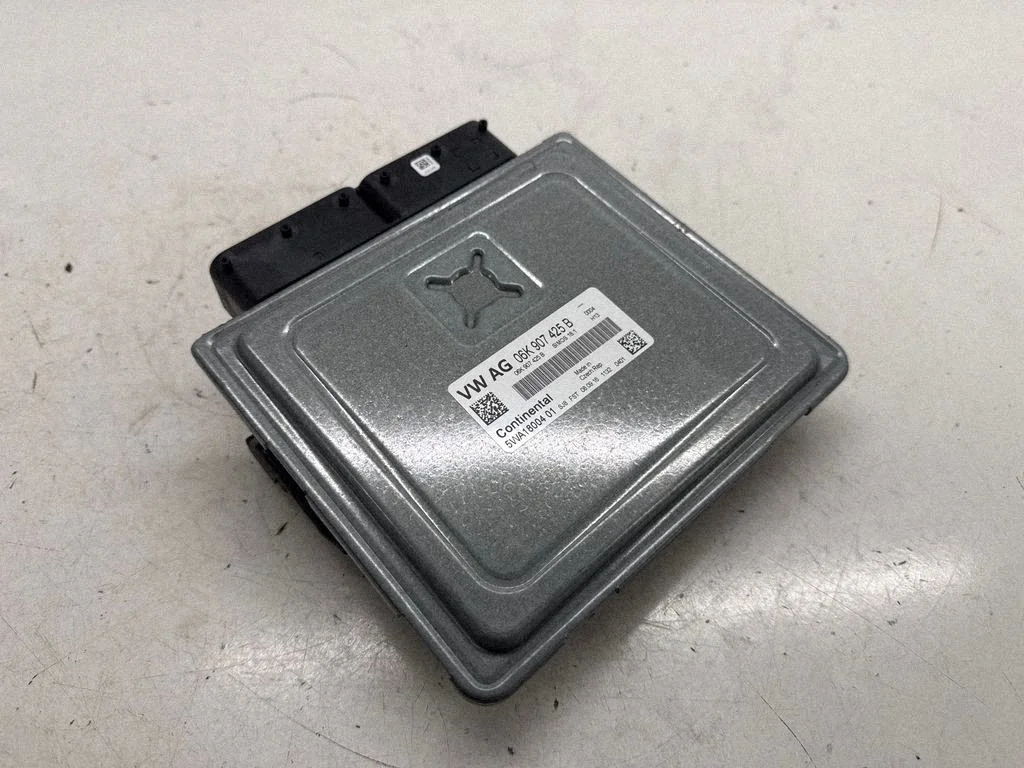 Engine control unit/module 06K907425B