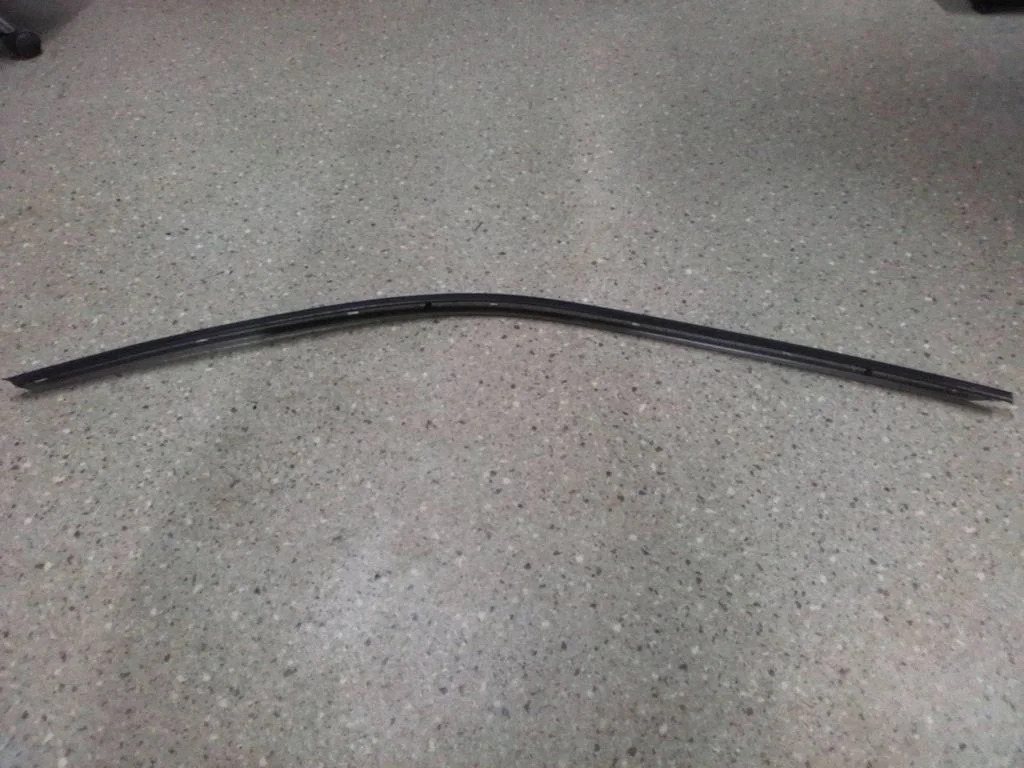 Front door trim (molding) – left