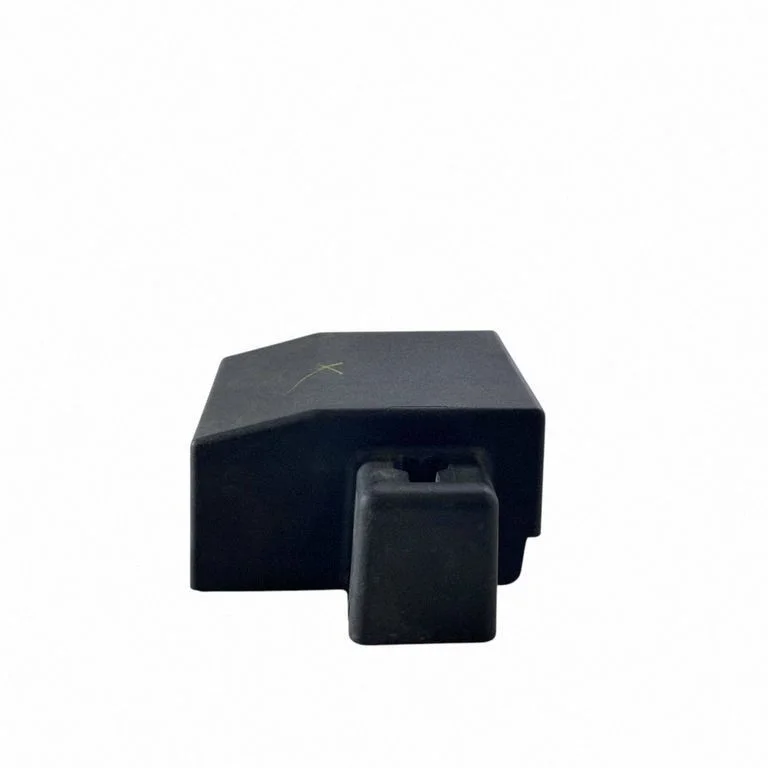 Kaitsmekarbi kaas 68257862AA